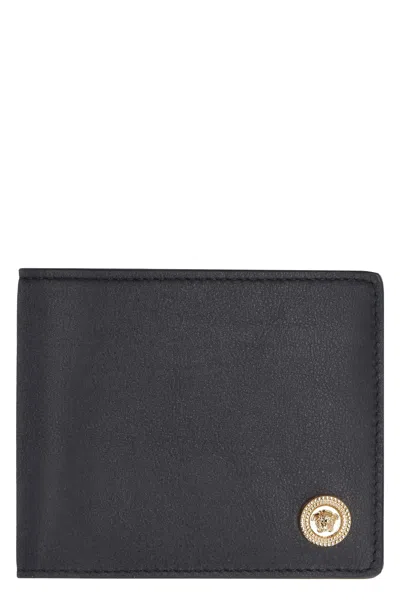 Versace Men's Calf Leather Wallet In Blue
