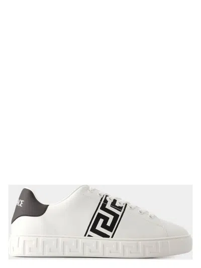 VERSACE MEN'S GRECA LOW-TOP SNEAKERS