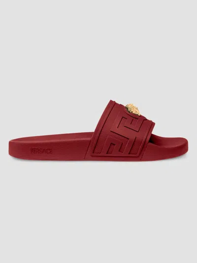 Versace Men's Medusa Rubber Slide Sandals In Fire  Gold
