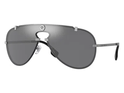Pre-owned Versace Men's  Aviator Sunglasses Grey In Gunmetal (ve2243 10016g)