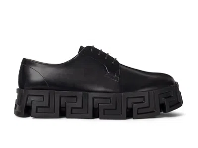 Pre-owned Versace Men's  Greca Labrynth Laceup Sneakers In Black