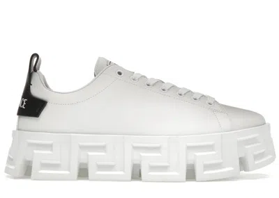 Pre-owned Versace Men's  Greca Labyrinth Laceup Sneakers In Black/white