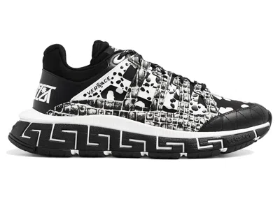 Pre-owned Versace Men's  Trigreca Sneakers In Black/white