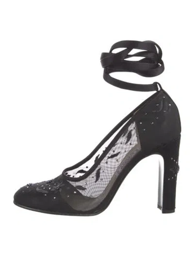 Pre-owned Versace Mesh Lace Pattern Pumps In Black