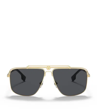 Versace Metal Ve2242 Medusa Sunglasses In Gold