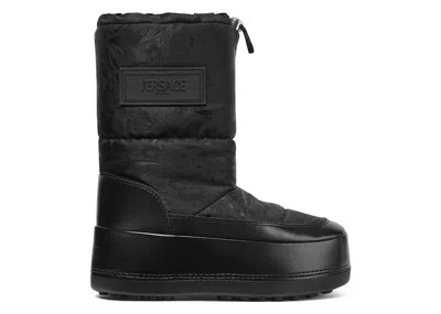 Pre-owned Versace Milano Snow Boot (women's) Sneakers In Black/palladium