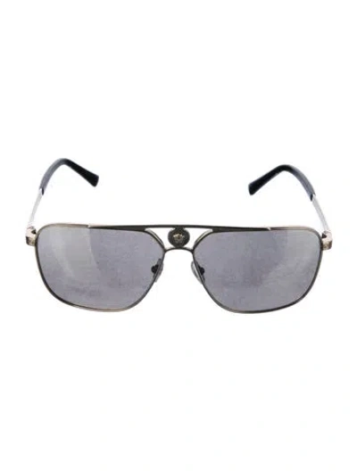 Pre-owned Versace Mod. 2213 Aviator Sunglasses In Gold