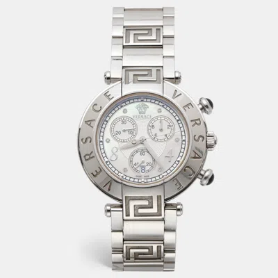 Pre-owned Versace Mother Of Pearl Stainless Stainless Reve 68c Women's Wristwatch 40 Mm In White