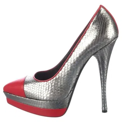 Pre-owned Versace New Vintage  Metallic Silver Python Leather Platform Pumps W/ Red Trim 38