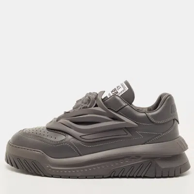 Pre-owned Versace Odissea Size 44 Dark Grey Leather And Rubber Chunky Low Top Sneakers In Gray