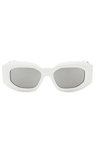 Versace Oval Sunglasses In 白色