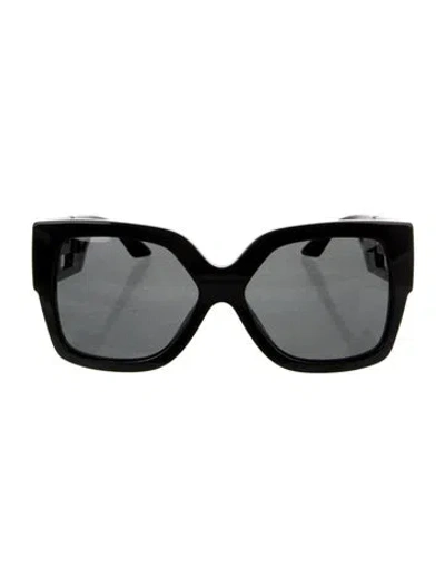 Pre-owned Versace Oversize Tinted Sunglasses In Black