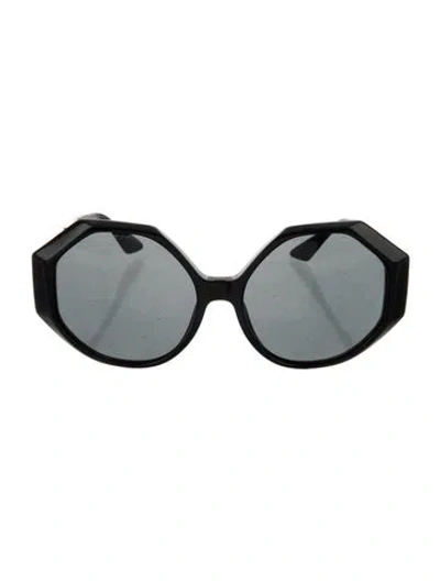 Pre-owned Versace Oversize Tinted Sunglasses In Black/gold