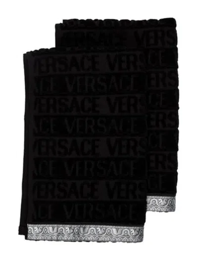 Pre-owned Versace Pair Of I ♡ Baroque Small Towels In Blac