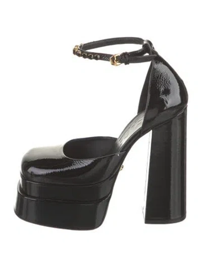 Pre-owned Versace Patent Leather D'orsay Pumps In Black