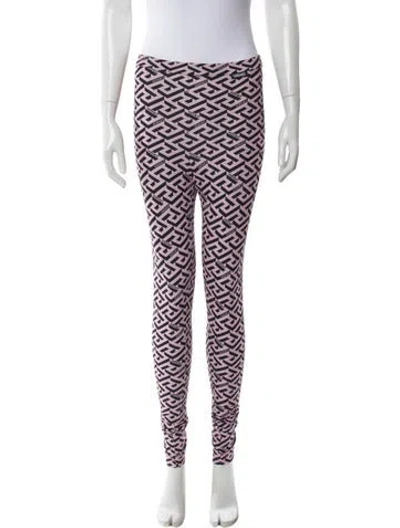 Pre-owned Versace Printed Skinny Leg Pants In Pink