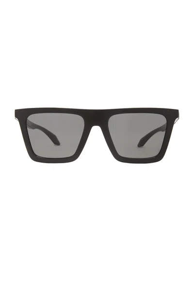 Versace Recatangle Flat Top Sunglasses In Black
