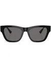 Versace Sonnenbrille Mit Eckigem Gestell In Black