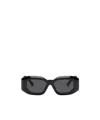 Versace 53mm Rectangular Sunglasses In Gray