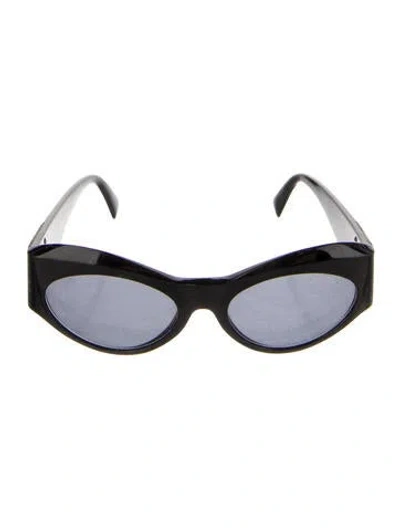 Pre-owned Versace Round Tinted Sunglasses In Black