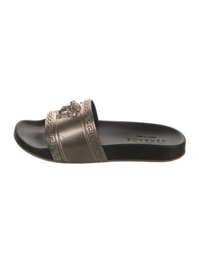 Pre-owned Versace Rubber Colorblock Pattern Slides In Burgundy