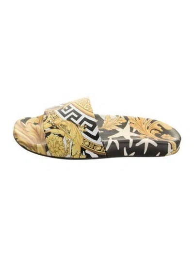 Pre-owned Versace Rubber Graphic Print Slides In Gold