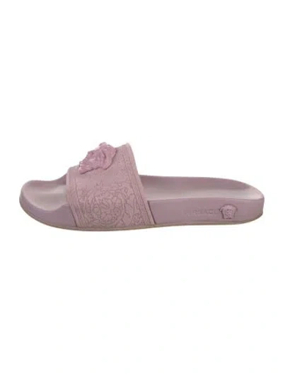 Pre-owned Versace Rubber Graphic Print Slides In Pink