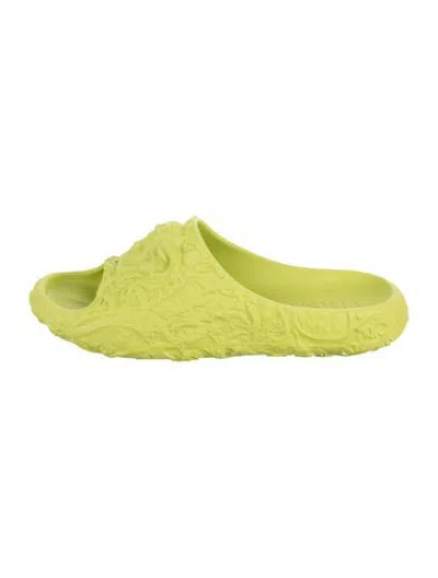 Pre-owned Versace Rubber Patterned Slides In Green