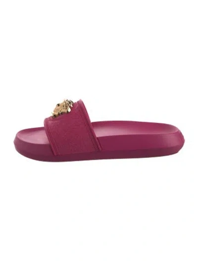 Pre-owned Versace Rubber Patterned Slides In Pink
