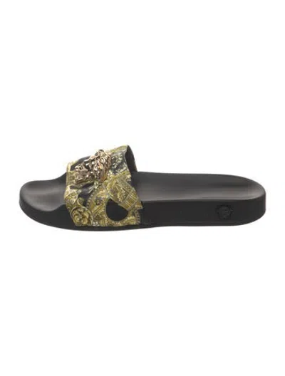 Pre-owned Versace Rubber Printed Slides In Black