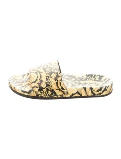 Pre-owned Versace Rubber Printed Slides In Gold