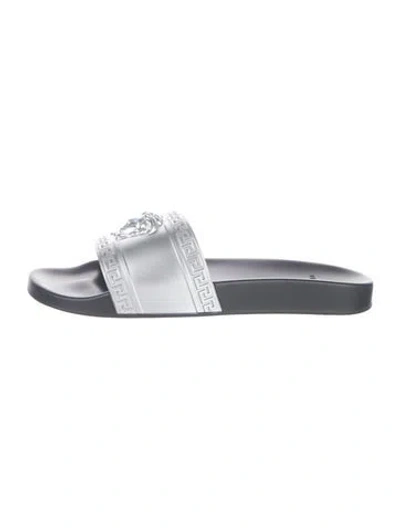 Pre-owned Versace Rubber Slides In Silver