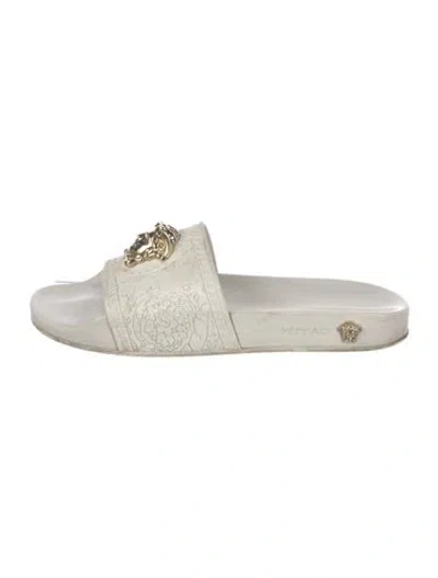 Pre-owned Versace Rubber Slides In White
