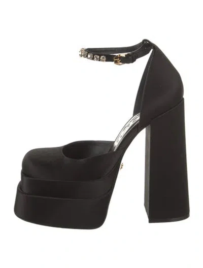 Pre-owned Versace Satin Crystal Embellishments D'orsay Pumps In Black