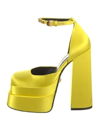Pre-owned Versace Satin Crystal Embellishments D'orsay Pumps In Yellow