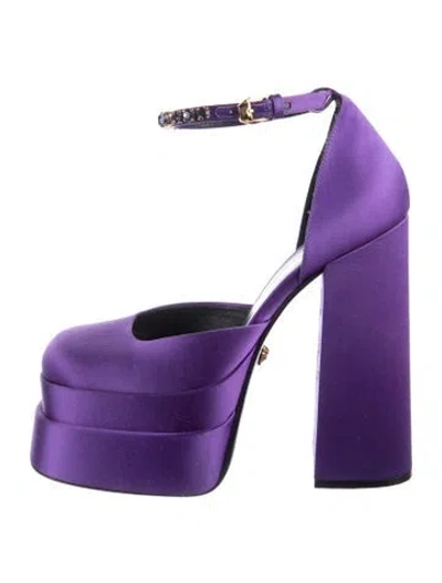 Pre-owned Versace Satin Crystal Embellishments Pumps In Purple