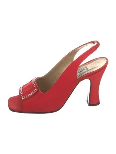 Pre-owned Versace Satin Crystal Embellishments Slingback Pumps In Red