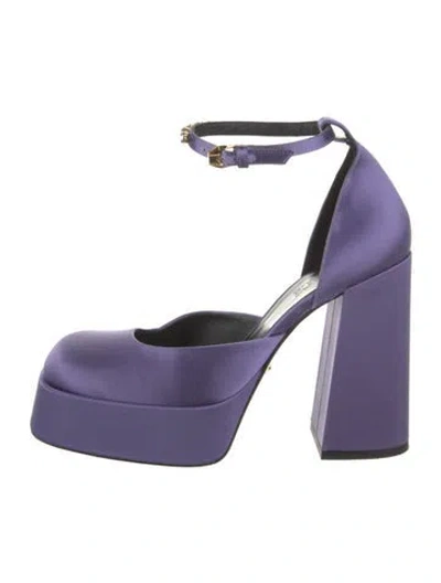 Pre-owned Versace Satin D'orsay Pumps In Purple