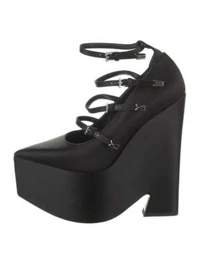 Pre-owned Versace Satin Pumps In Black