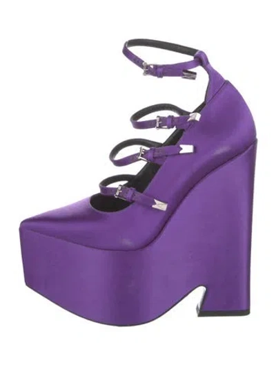 Pre-owned Versace Satin Pumps In Purple