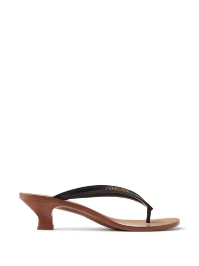 Versace Sophie Rubber Thong Sandals 40 Mm In Multi