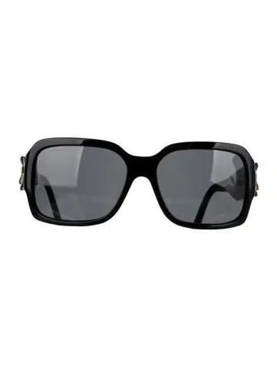 Pre-owned Versace Square Tinted Sunglasses In Black