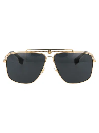 Versace Sunglasses In 100287 Gold