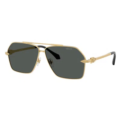 Versace Rectangular Frame Sunglasses In Black