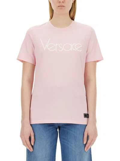 Versace T-shirt With 1978 Re-edition Logo In Rosa