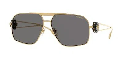 Pre-owned Versace Ve2269 100281 Black Dark Grey Polarized Polarized 62 Mm Men's Sunglasses In Gray