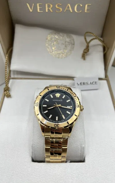 Pre-owned Versace ⭐️  Ve3a00820 Hellenyium Black Gold Stainless Steel Men's Watch New⭐️