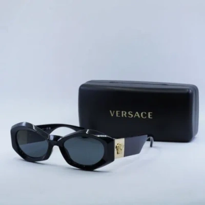Pre-owned Versace Ve4466u Gb1/87 Black/dark Grey 54-19-140 Sunglasses In Gray