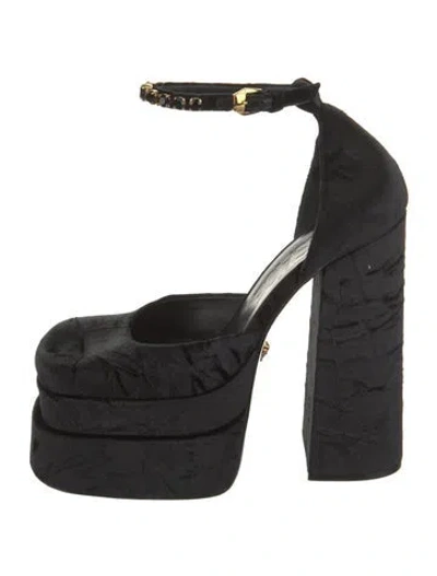 Pre-owned Versace Velvet Crystal Embellishments D'orsay Pumps In Multi
