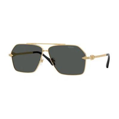 Versace Rectangular Frame Sunglasses In Black